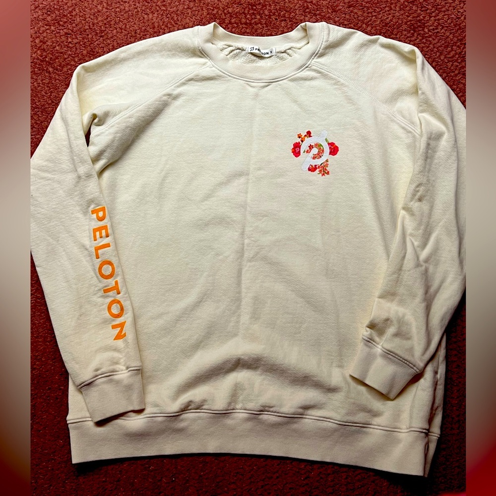 EUC Peloton Everyday Oversized Crewneck Sweatshirt Small